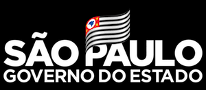 Logo São Paulo Governo Do Estado: em fundo preto, escrito em letras brancas São Paulo Governo Do Estado. A bandeira paulistana está hasteada no topo da letra P.